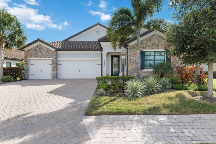 7131 Whittlebury Trail  Bradenton FL 34202 photo