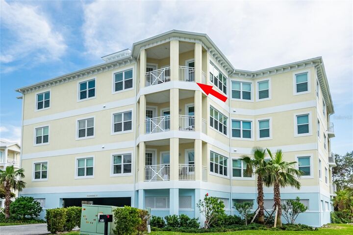 Property Photo: 7611 34th Avenue W 303 FL 34209