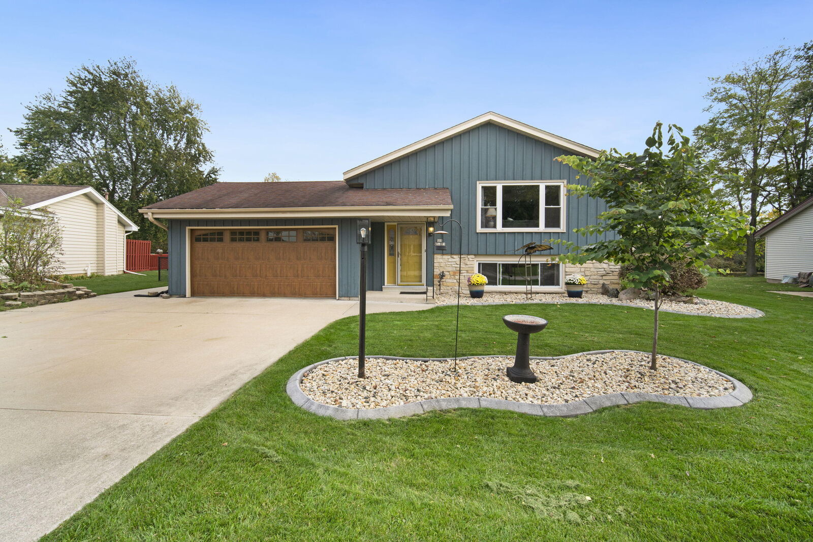 Property Photo:  S73w16773 Briargate Ln  WI 53150