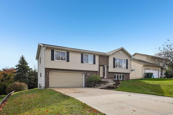 Property Photo:  3315 Windsor Pl  WI 53090