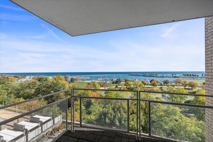 Property Photo:  1610 N Prospect Ave  WI 53202 
