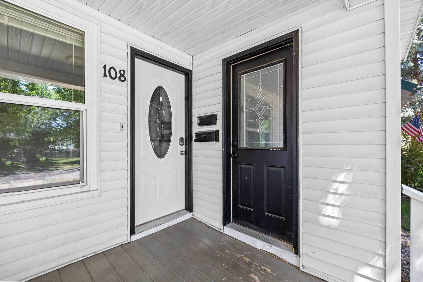 Property Photo: 108 SE 9th St ND 58701