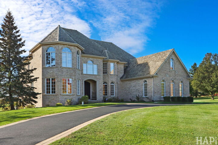 1 Terra Vita Drive  South Barrington IL 60010 photo