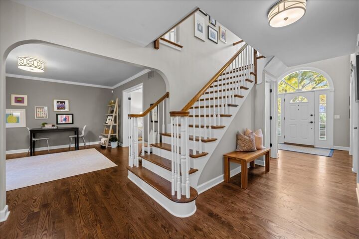 Property Photo:  705 S Whispering Hills Drive  IL 60540