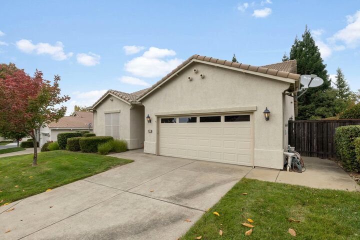 Property Photo: 2511 Sasparilla Court CA 95765
