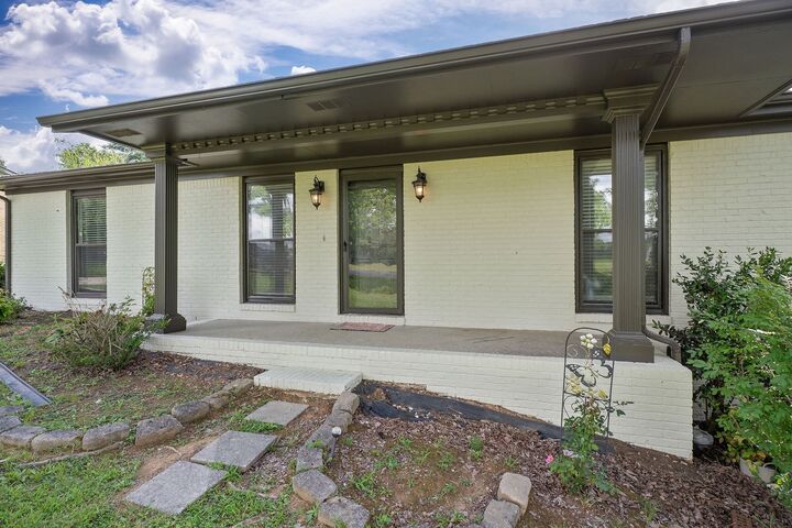 Property Photo:  2281 Short Mountain Rd  TN 37110 