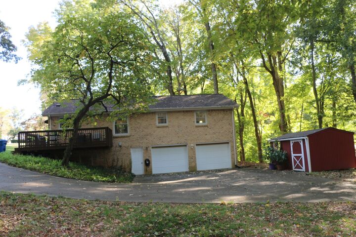 Property Photo: 502 Bryan Rd TN 37043