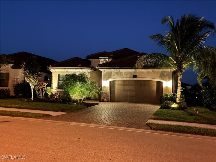 Property Photo:  28043 Foxrock Court  FL 34135