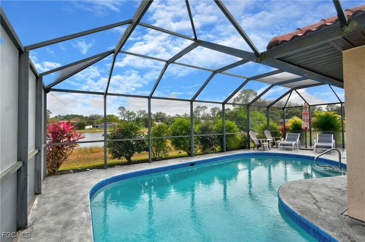 Property Photo:  506 Causeway Drive  FL 33936 