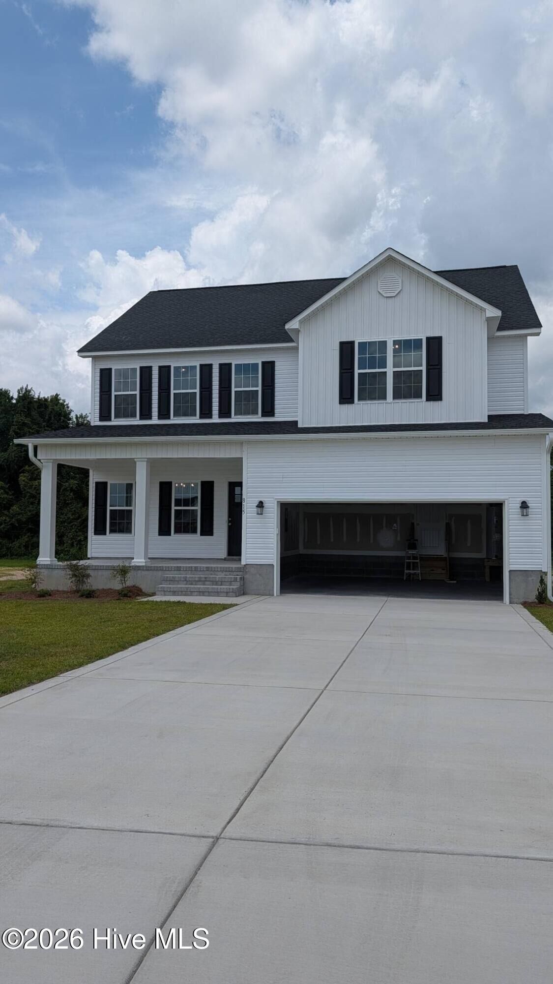 Property Photo: 815 Calebs Creek Court NC 28555