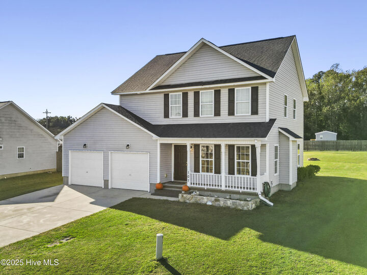 Property Photo:  107 Indigo Drive  NC 28555 