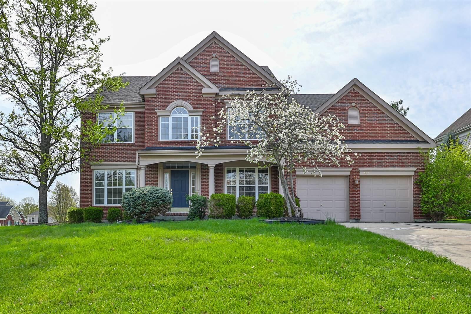 Property Photo: 7497 Harvesthome Drive KY 41042