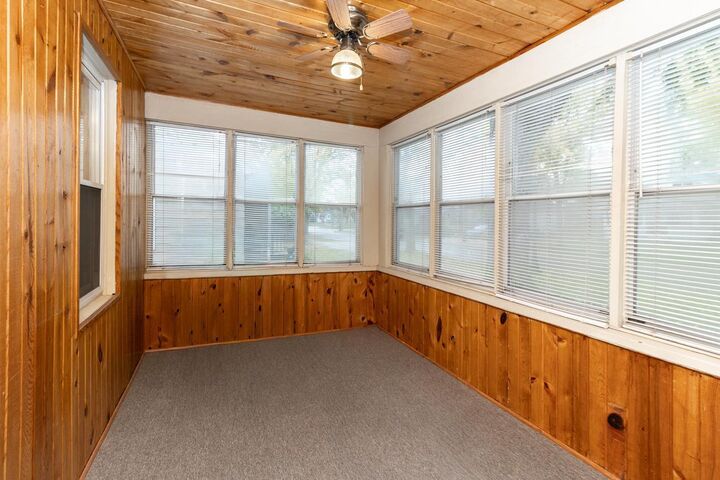 Property Photo:  1211 Juliet Avenue  MN 55105 