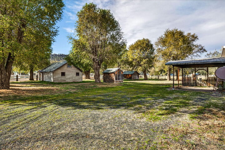 Property Photo:  3464 NW Rimrock Acres Loop  OR 97754