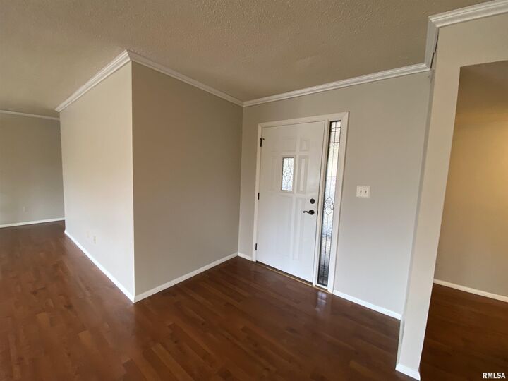 Property Photo: 6500 N Allen Road 65 IL 61614
