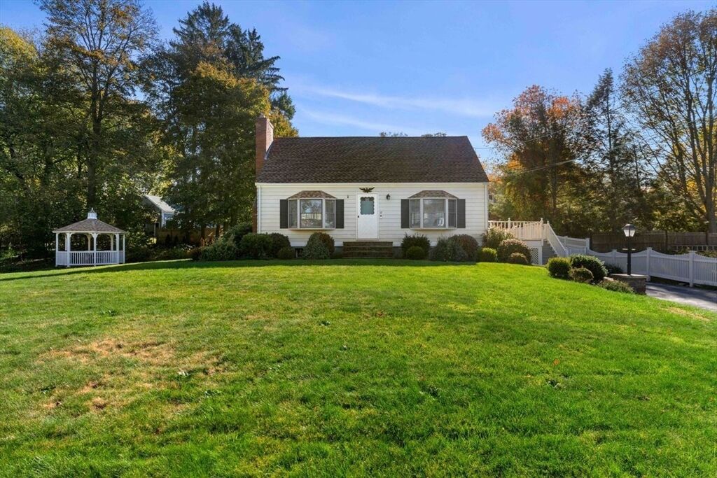 Property Photo:  17 Orchard Street  MA 01915