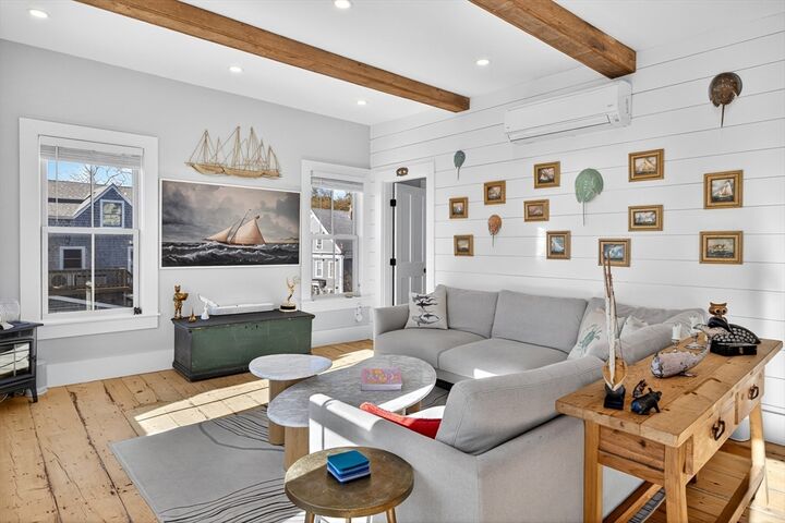 Property Photo:  452 Commercial Street Unit 3  MA 02657 