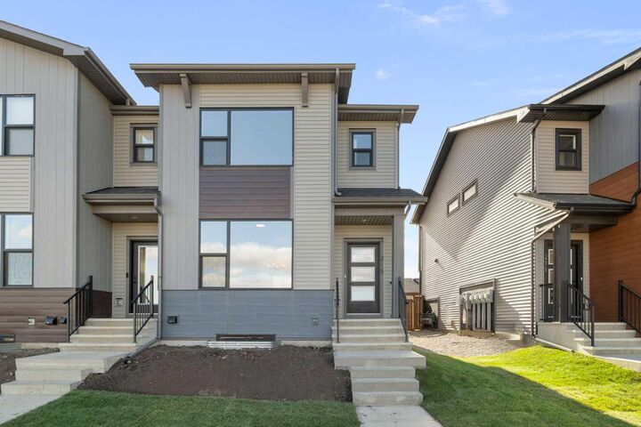 Property Photo: 215 Belvedere Avenue SE AB T2A 8A1
