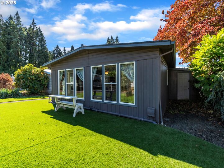 Property Photo: 11444 SW Royal Villa Dr 165 OR 97224