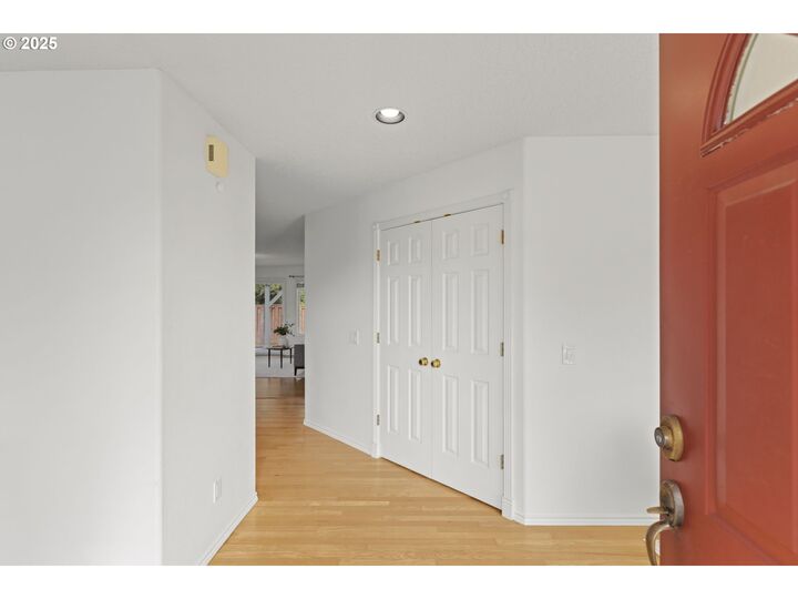 Property Photo: 22271 NE Lachenview Ln OR 97024