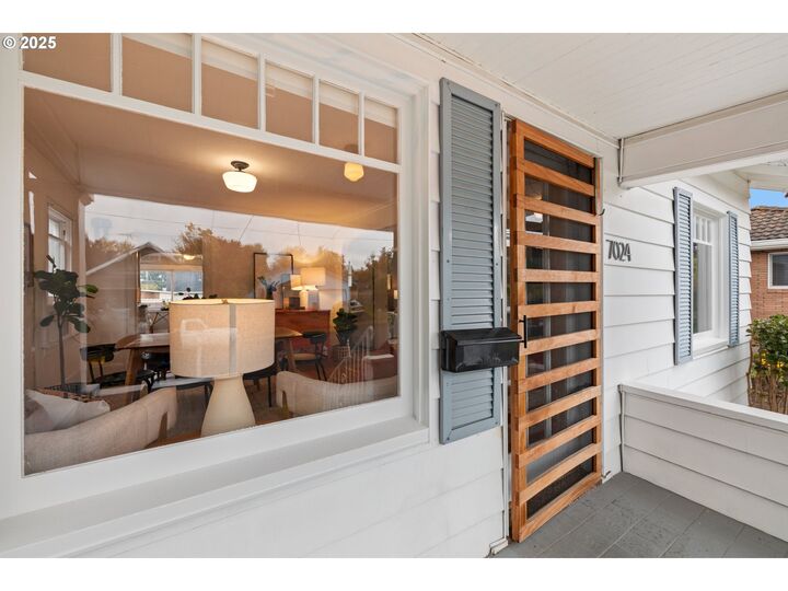 Property Photo: 7024 N Congress Ave OR 97217