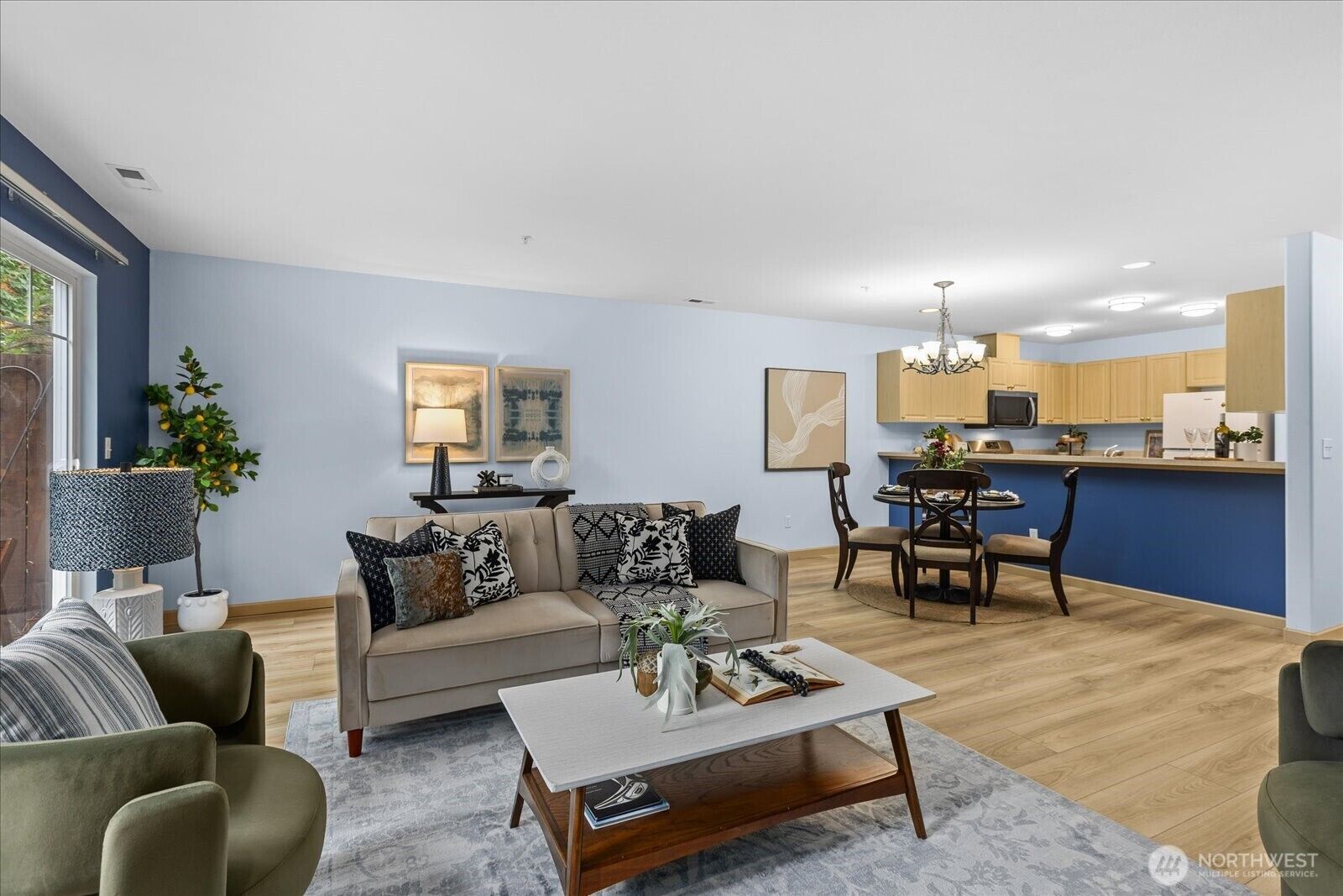 Property Photo:  15414  35th Avenue W 54  WA 98087 