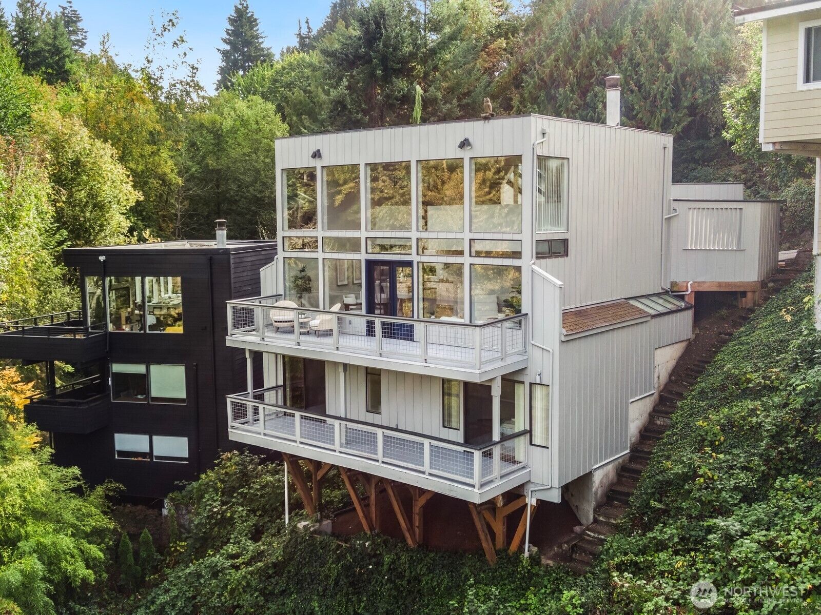 Property Photo:  1932 NW 98th Street  WA 98117 