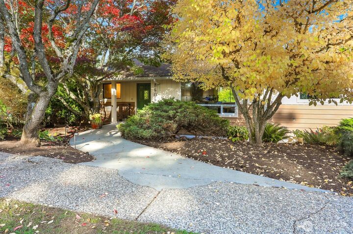 Property Photo:  8606  29th Avenue NE  WA 98115