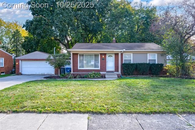 Property Photo: 4073 Silver Birch Drive MI 48329