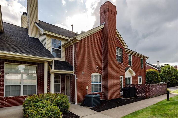 Property Photo:  626 Smithfield Road 1105  RI 02904