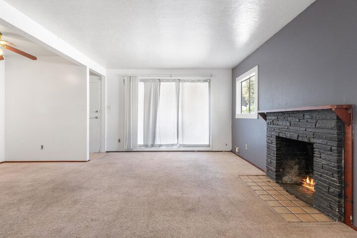Property Photo:  2210 Menalto Avenue  CA 94303
