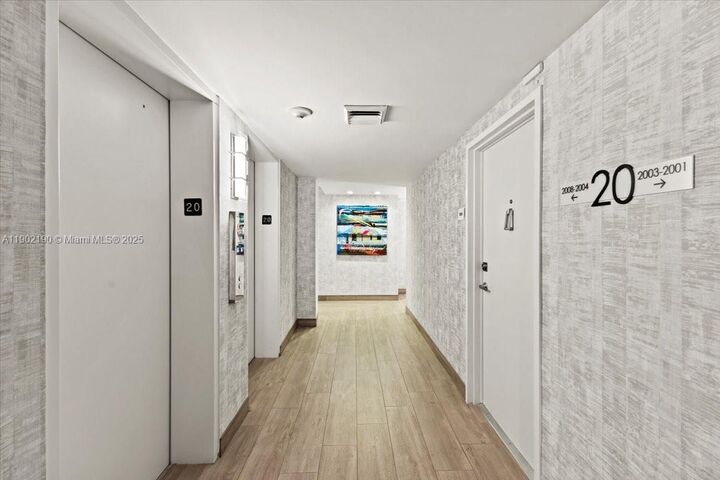 Property Photo:  2301 S Ocean Dr 2004  FL 33019