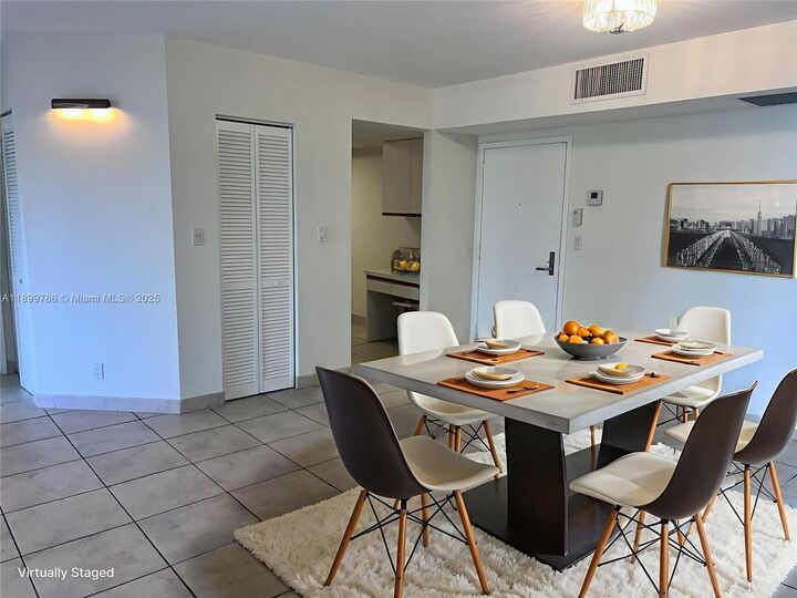 Property Photo:  3600 Mystic Pointe Dr 511  FL 33180