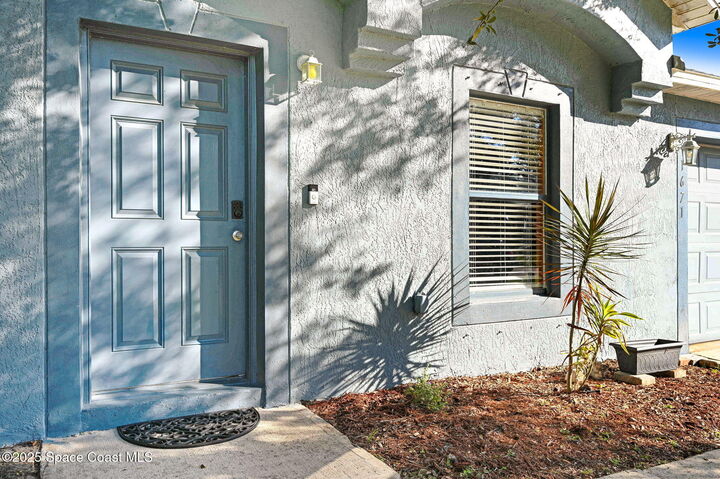 Property Photo:  1671 Sardinia Street SE  FL 32909