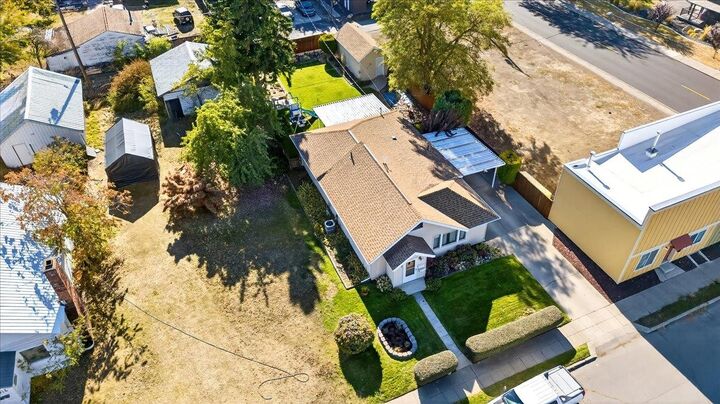 Property Photo:  2008 E Boone Ave  WA 99202 