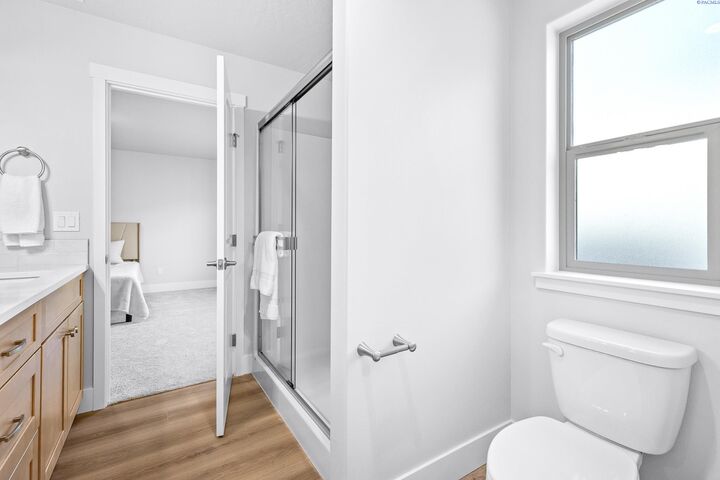 Property Photo: 2837 S Osborne St WA 99338