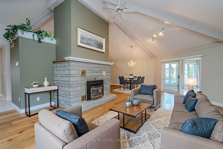 Property Photo:  1564 Honey Harbour Road  ON L0K 1S0