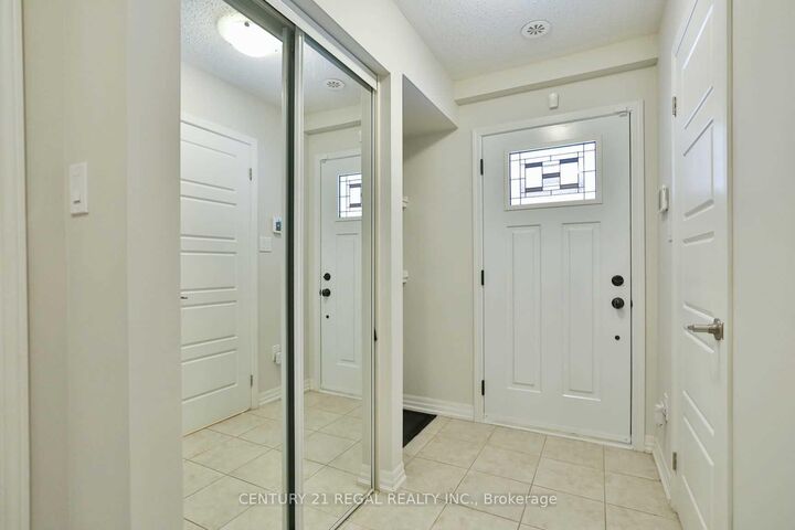 Property Photo:  3089 Harbell Gate  ON L6M 0Z5