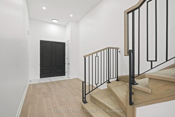 Photo de la propriété:  6618 Harmony Hill  ON L5W 1S5