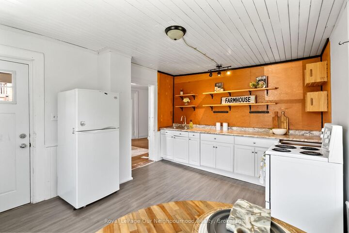 Property Photo: 31 Canrobert Street N ON K0K 1L0