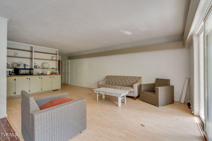 Property Photo:  2 Rovan Circle  TN 37601