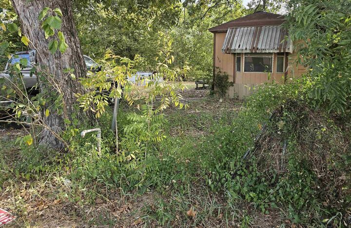 Property Photo:  132 N Avenue F  TX 76354 