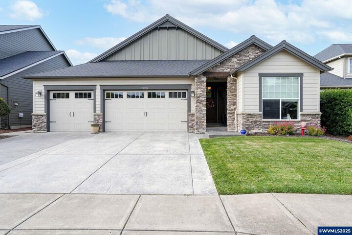 Property Photo: 4031 Spooner Ct S OR 97302