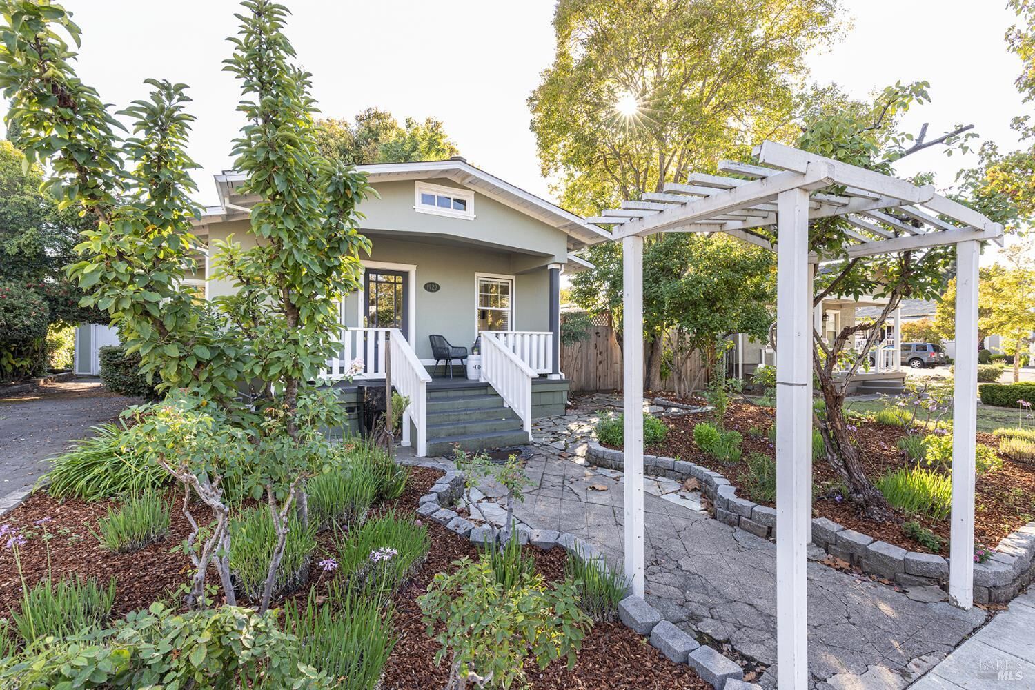 Property Photo:  1927 2nd Street  CA 94559