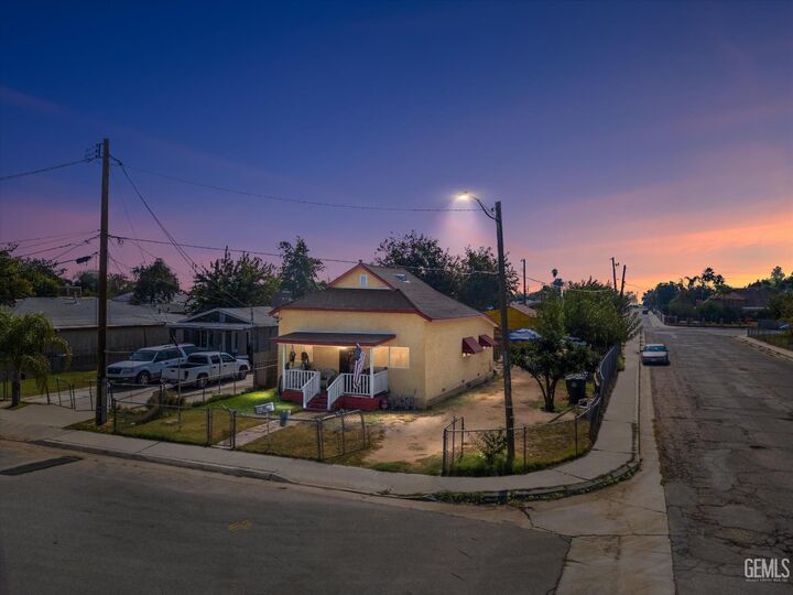 345 Combs Avenue  Arvin CA 93203 photo