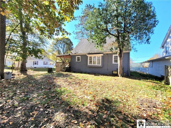 Property Photo:  32 Meadow Lane  NY 14701