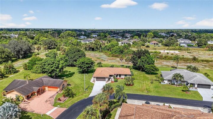 Property Photo: 19903 Lake Vista Cir N FL 33936