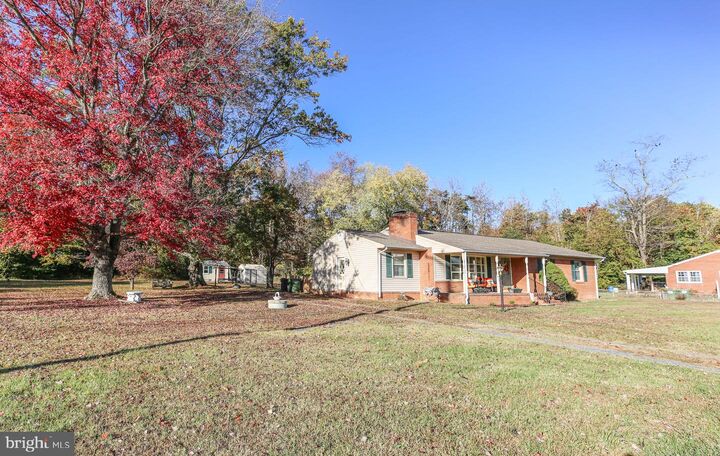 Property Photo: 148 Sanford Drive VA 22406