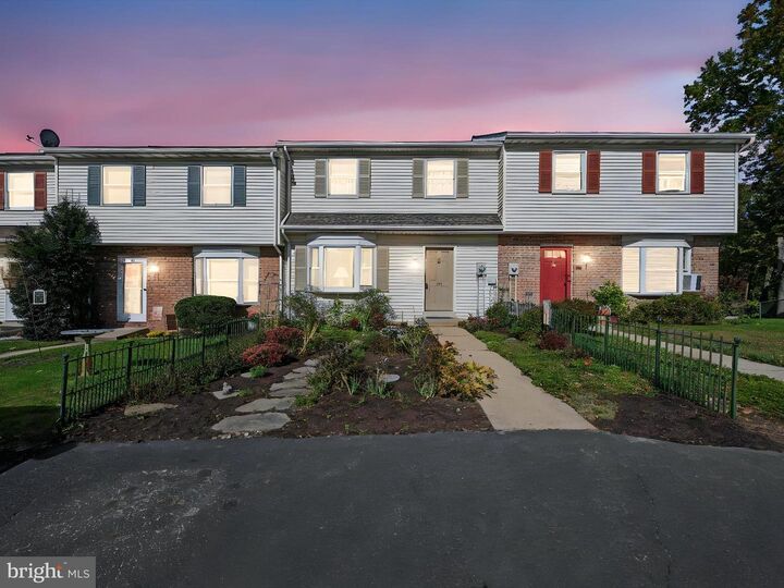 Property Photo:  146 Gregg Circle  PA 17522