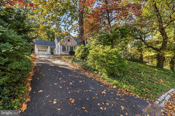 Property Photo:  11 W Melrose Avenue  MD 21210